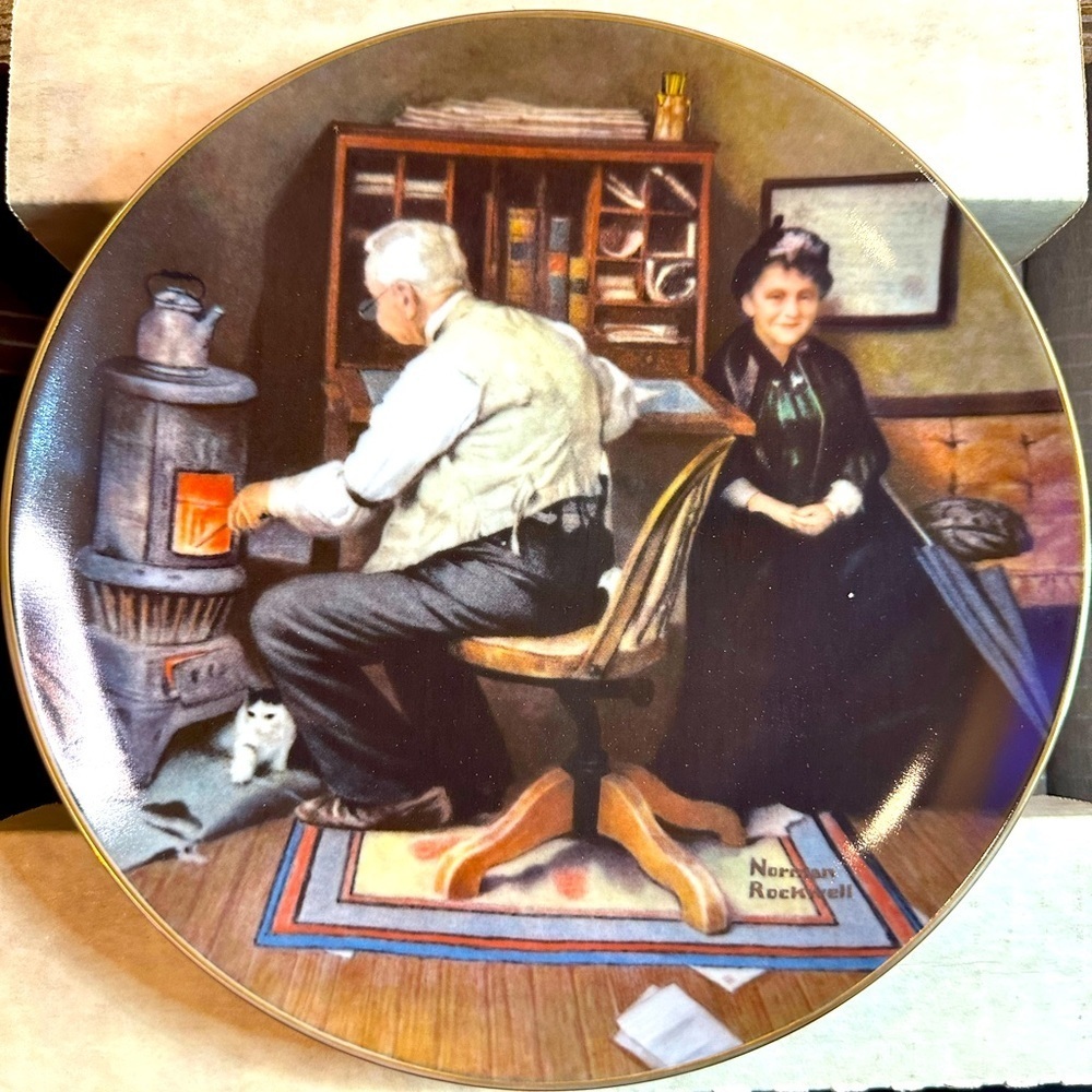 The Bradford Exchange Norman Rockwell Edwin M Knowles “Keeping Company” with box